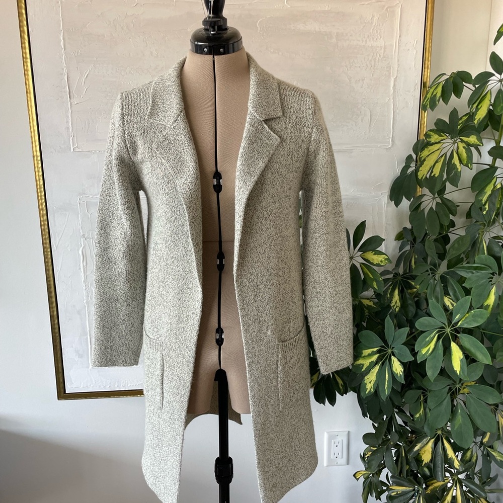 Monteau knit vest with pockets